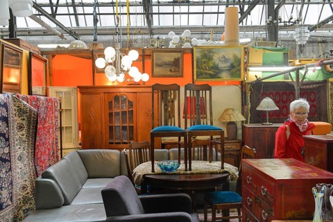 Indoor flea market at the Arena