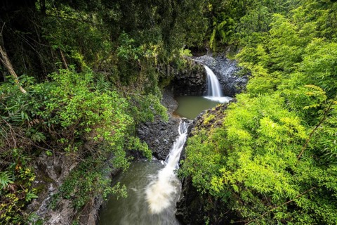 Wasserfall entlang des Pipiwai Trail