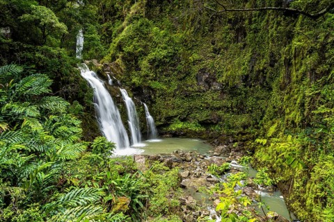 Upper Waikani Falls