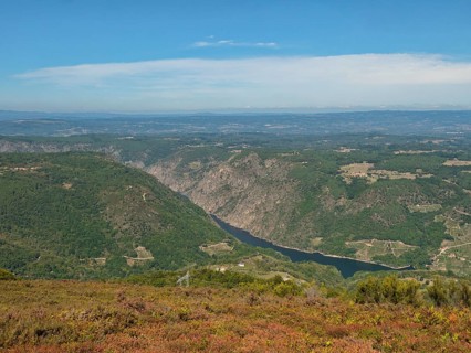 Die Schlucht des Sil und der Sil Stausee in der spanischen Provinz Ourense