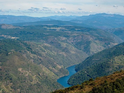 Die Schlucht des Sil und der Sil Stausee in der spanischen Provinz Ourense