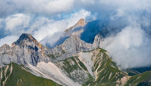 Rocky mountain ridge