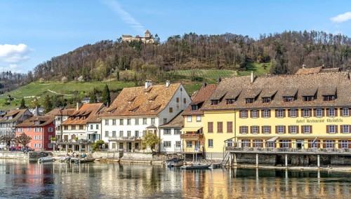 Picturesque view of the half-timbered houses and Hohenklingen Castle at the top of the hill
