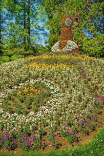 Flower sculpture peacock