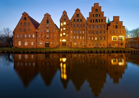 The historic salt warehouses on the Obertrave in the evening