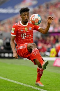 Kingsley Coman FC Bayern Munich FCB on the ball