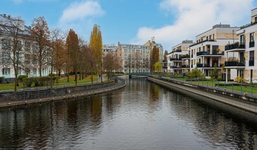 New buildings at Tegel harbour