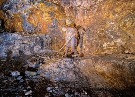 Figure miner