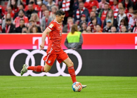 Action Robert Lewandowski FC Bayern Munich FCB on the ball