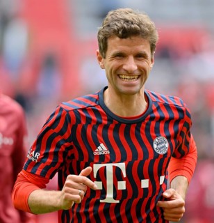 Warm-up in front of the match