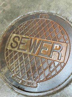 Industrial wet sewer street drain cover