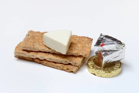 Schmelzkaese auf Knaeckebrot