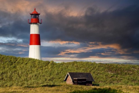 List lighthouse
