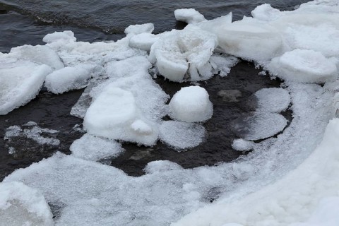 Ice structures