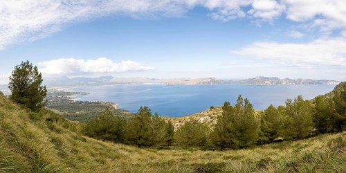 Footpath below the Talaia d'Alcudia