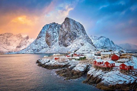 Famous tourist attraction Hamnoy fishing village on Lofoten Islands