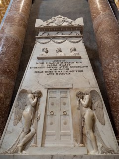 Denkmal fuer die Koeniglichen Stuarts