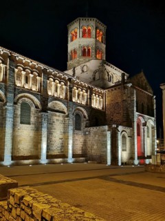 Roman church of Saint-Austremoine dIssoire