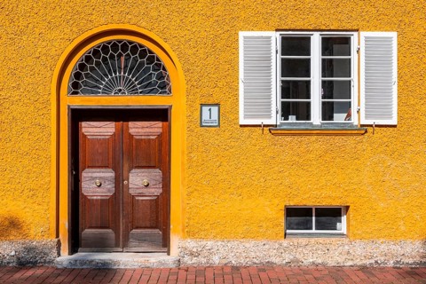 Entrance door