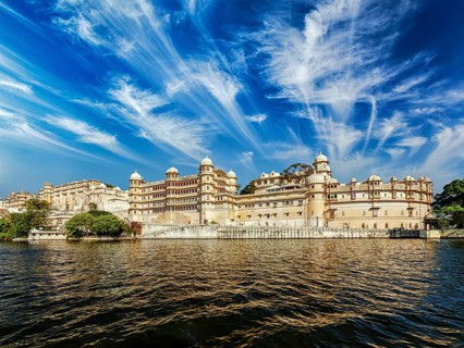 City Palace view from the lake. Udaipur