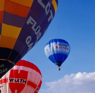 Aufsteigende Heissluftballons