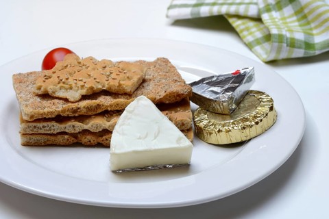 Schmelzkaese auf Knaeckebrot