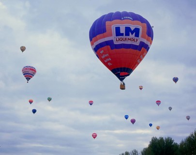 Aufsteigende Heissluftballons