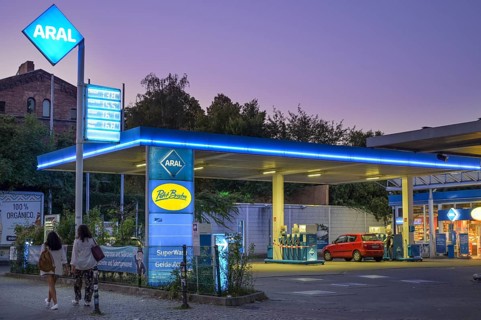 Aral petrol station