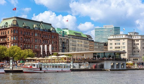 Alster steamer at the Jungfernstieg on the Inner Alster Lake