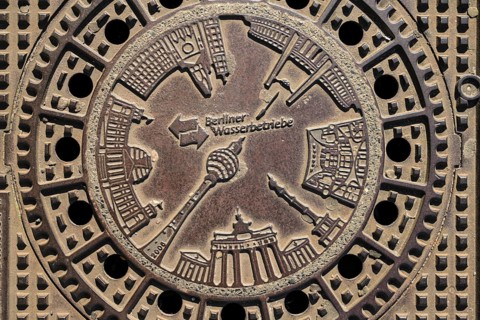 Manhole cover Berliner Wasserbetriebe