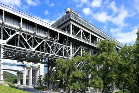Side view of the old Niederfinow ship lift