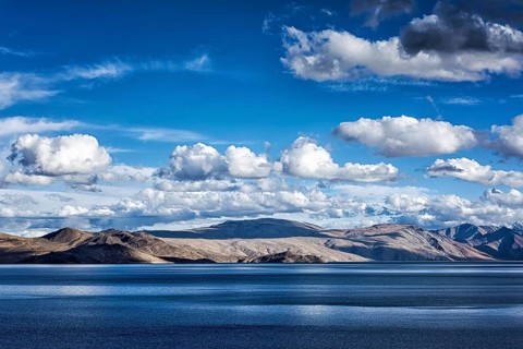 Himalayan mountain lake Tso Moriri in Himalayas. Korzok