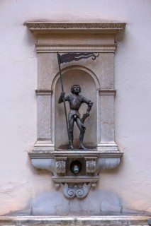 Brunnenfigur des Heiligen Mauritius