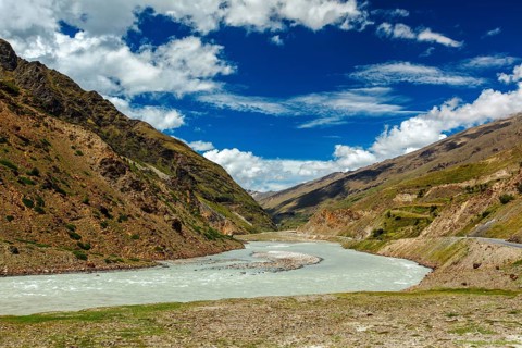 Chandra river in Lahaul valley in Himalayas. Himachal Pradesh