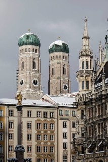 Marienplatz with Mariensaeule
