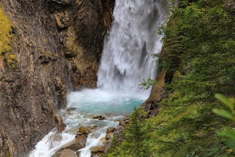 Rosenlaui Waterfall in the Rosenlaui Gorge