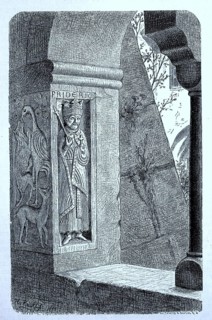 Steinbildnis von Friedrich Barbarossa am Eckstein eines Fensters im Kreuzgang des Klosters St. Zeno in Reichenhall in Bayern