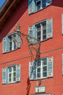 Nose shield with double-headed eagle on the former Adler Inn