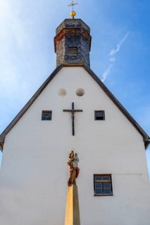 Fassade und Mariensaeule