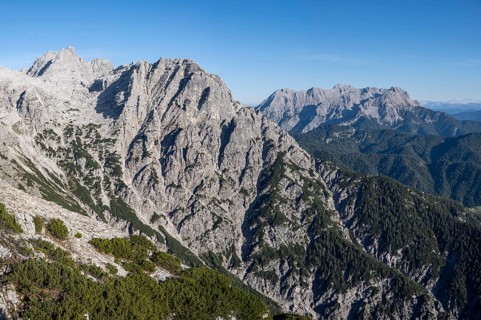 View of mountain landscape with peak Westliches Geiselhorn