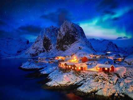 Famous tourist attraction Hamnoy fishing village on Lofoten Islands