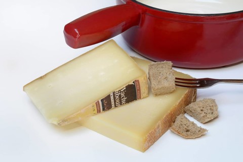 Ingredients for cheese fondue