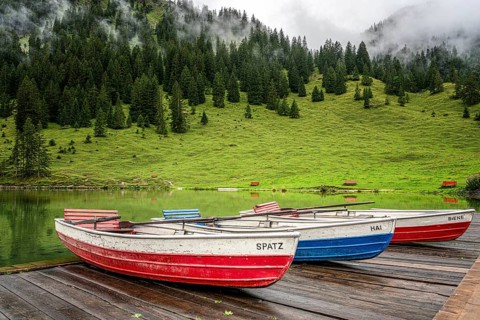 Rowing boats at the Vilsalpsee
