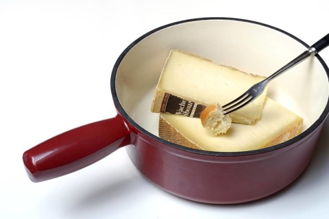 Ingredients for cheese fondue