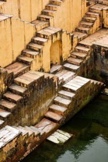 Panna Meena ka Kund stepwell in Amber