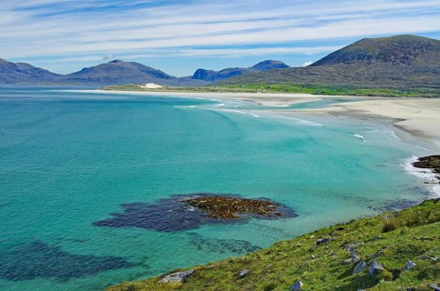 Aussicht ueber den menschenleeren Sandstrand Seilebost Beach