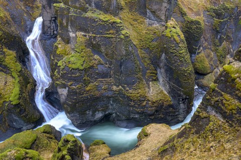 Fjaorargljufur Gorge