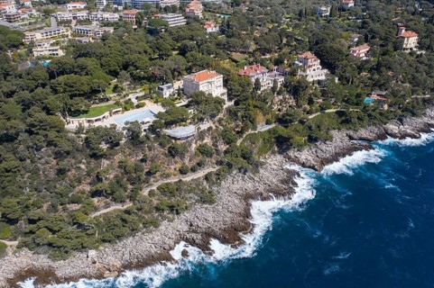 Aerial view of the Villa Del Mare estate at Cap Martin with pool and helipad