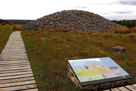 Cairns of Camster are in Caithness in the Scottish Highlands north of Lybster and consist of the round and long cairns