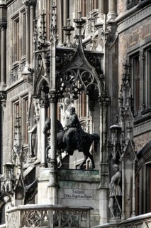 Equestrian statue of Prince Regent Luitpold of Bavaria on the facade of the New Town Hall